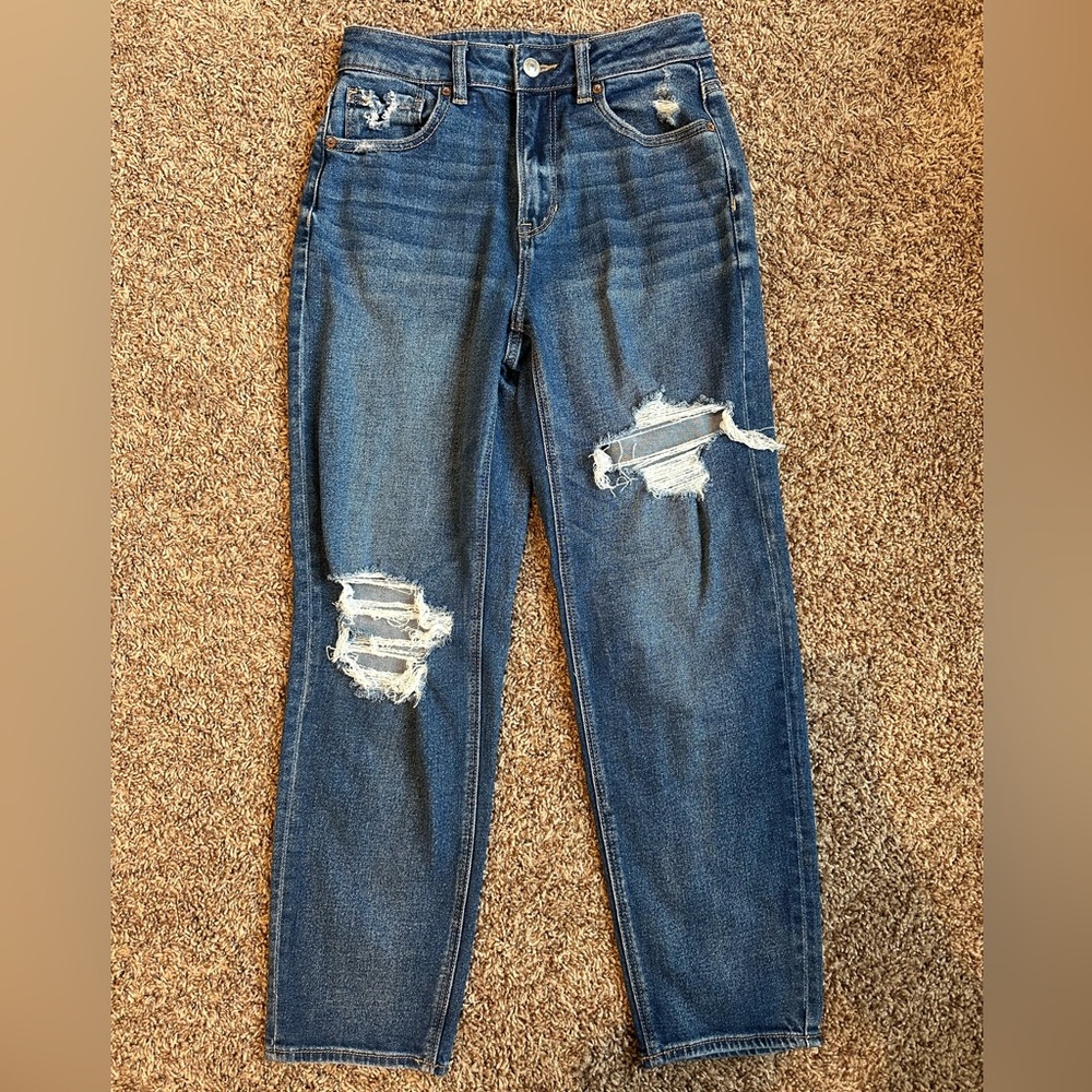 American Eagle Mom Jeans